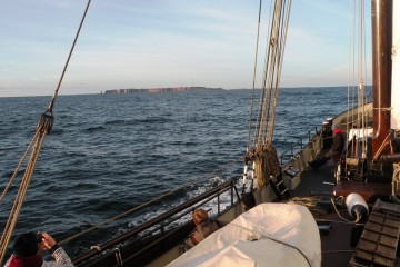 Mit der Abendsonne nach Helgoland